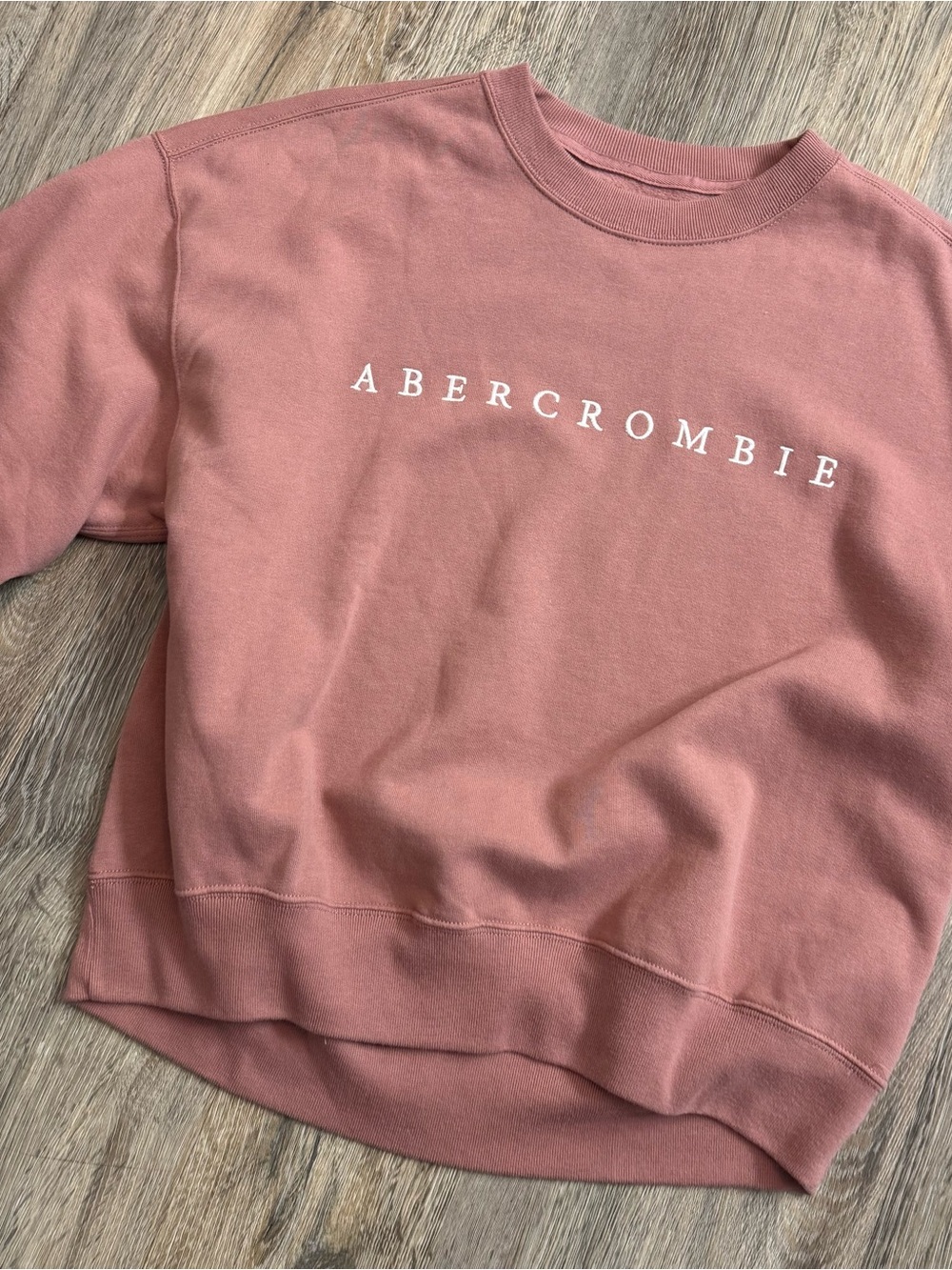 Abercrombie & Fitch Women's Mauve Crewneck Logo Sweatshirt